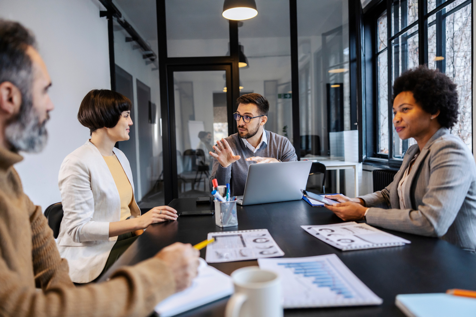 AI tools assisting small business owners in the US