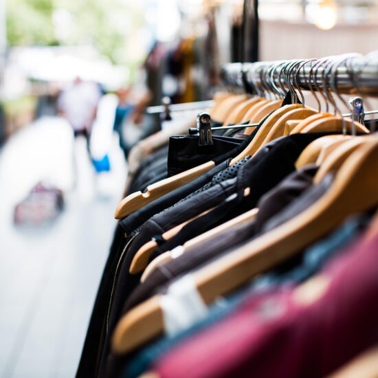 Edivawer: Explore Adventure-Ready Style Inspired by Eddie Bauer